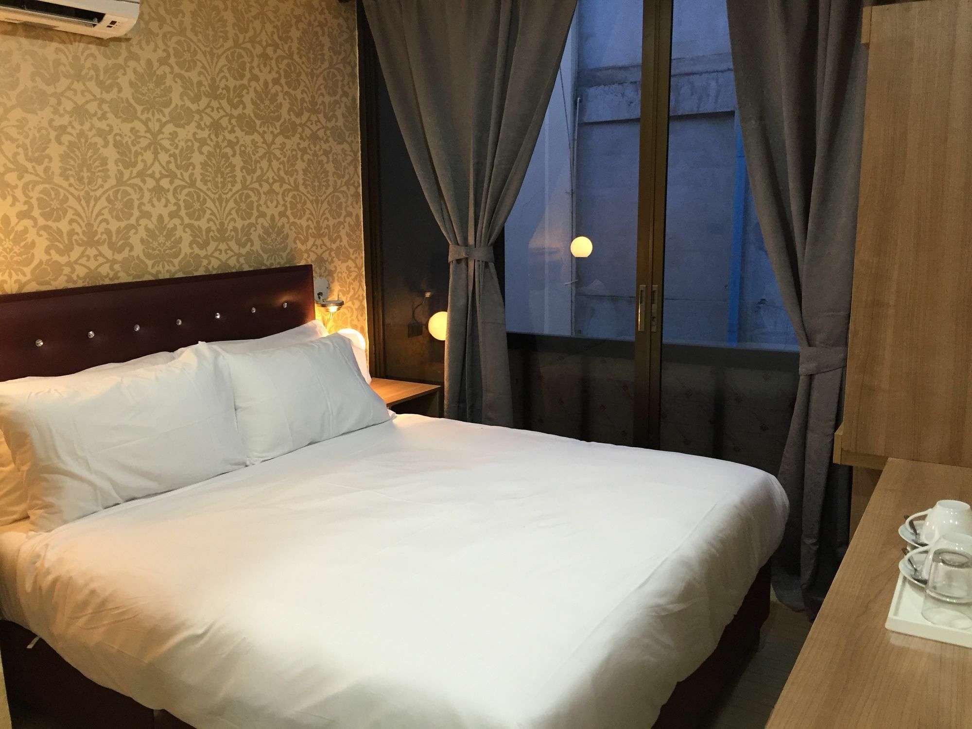 Harrys Suite Hotel Bangkok Exteriér fotografie