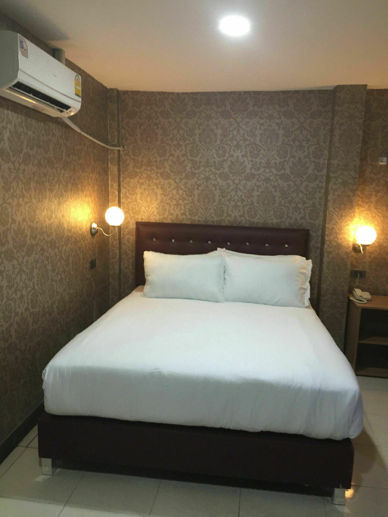 Harrys Suite Hotel Bangkok Exteriér fotografie
